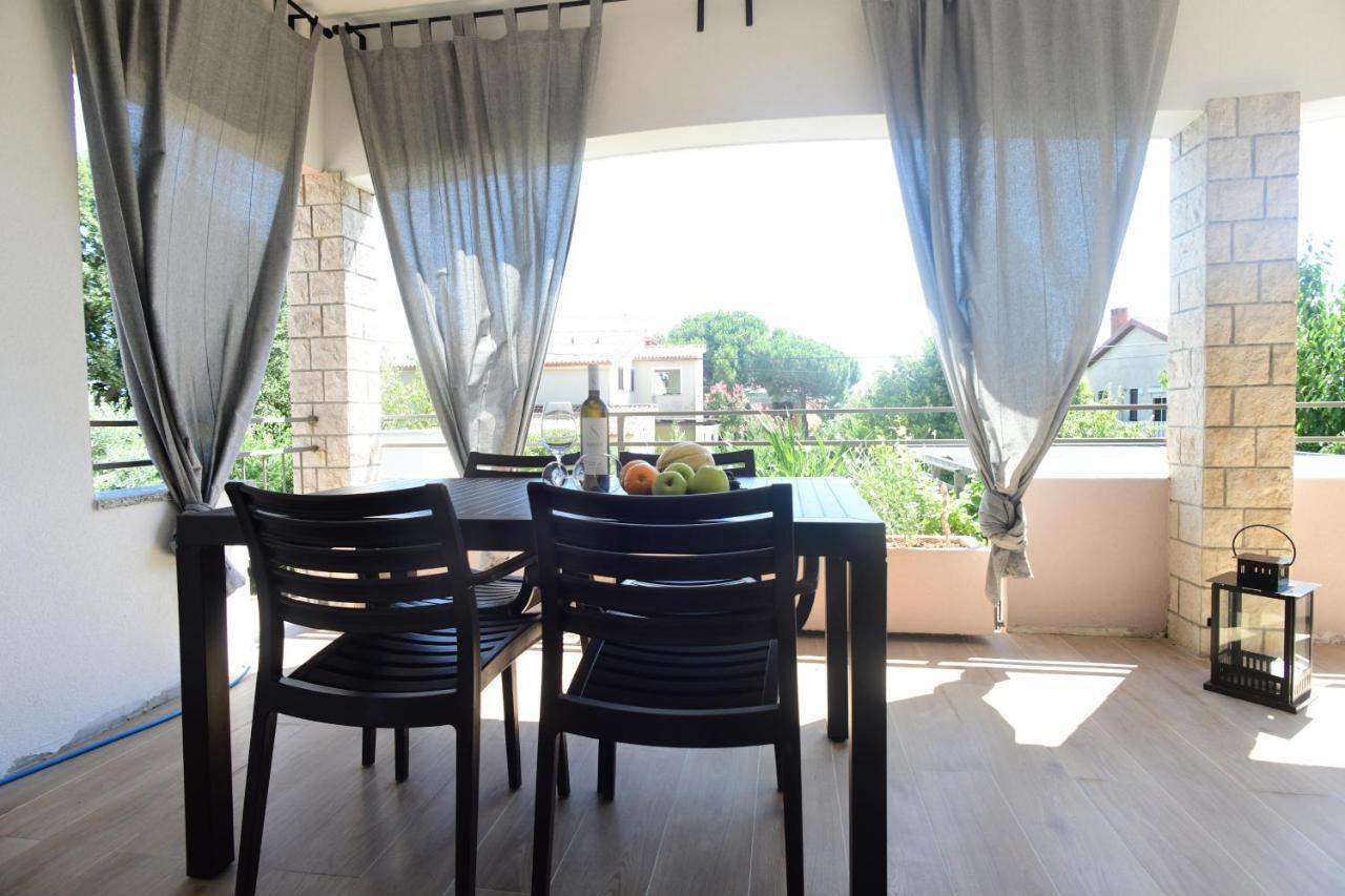 Luxury Apartment Vabriga Tar-Vabriga Exterior photo