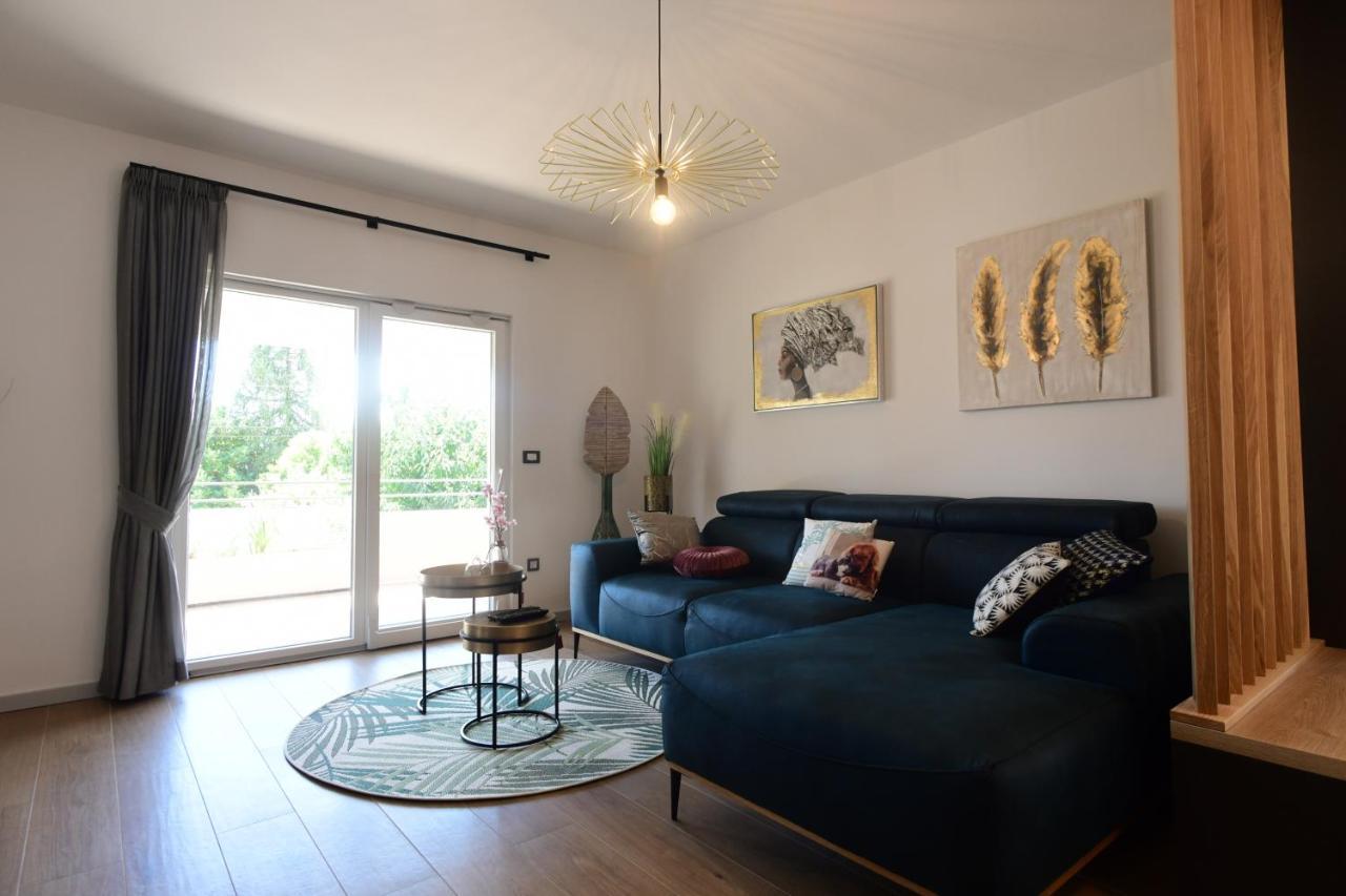 Luxury Apartment Vabriga Tar-Vabriga Exterior photo