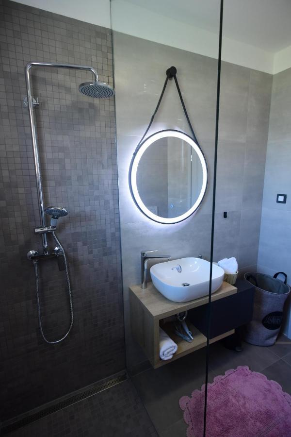 Luxury Apartment Vabriga Tar-Vabriga Exterior photo
