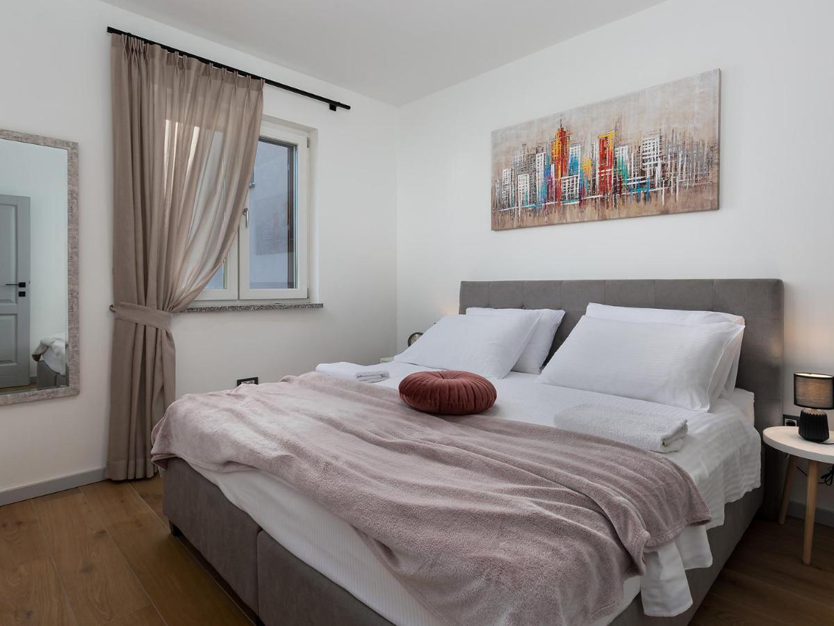 Luxury Apartment Vabriga Tar-Vabriga Exterior photo