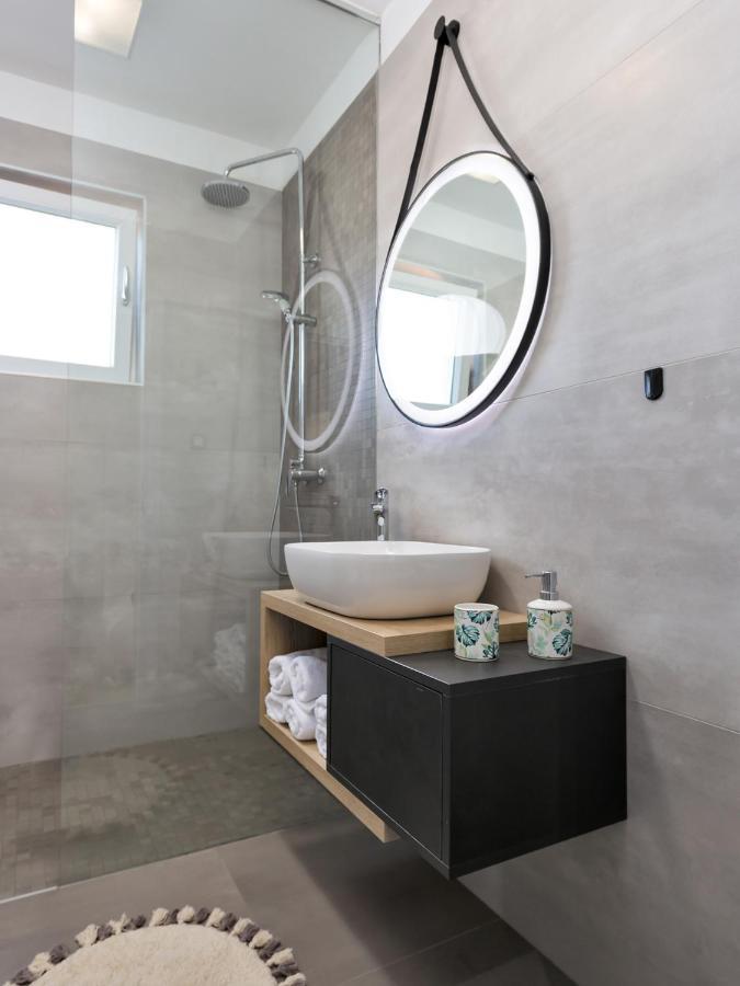 Luxury Apartment Vabriga Tar-Vabriga Exterior photo